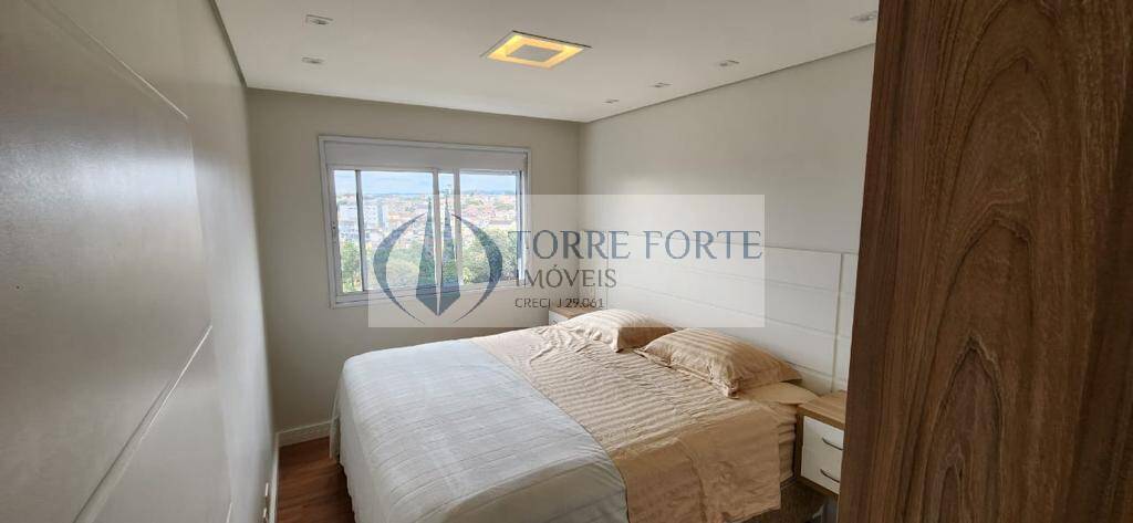 Apartamento à venda com 2 quartos, 68m² - Foto 4