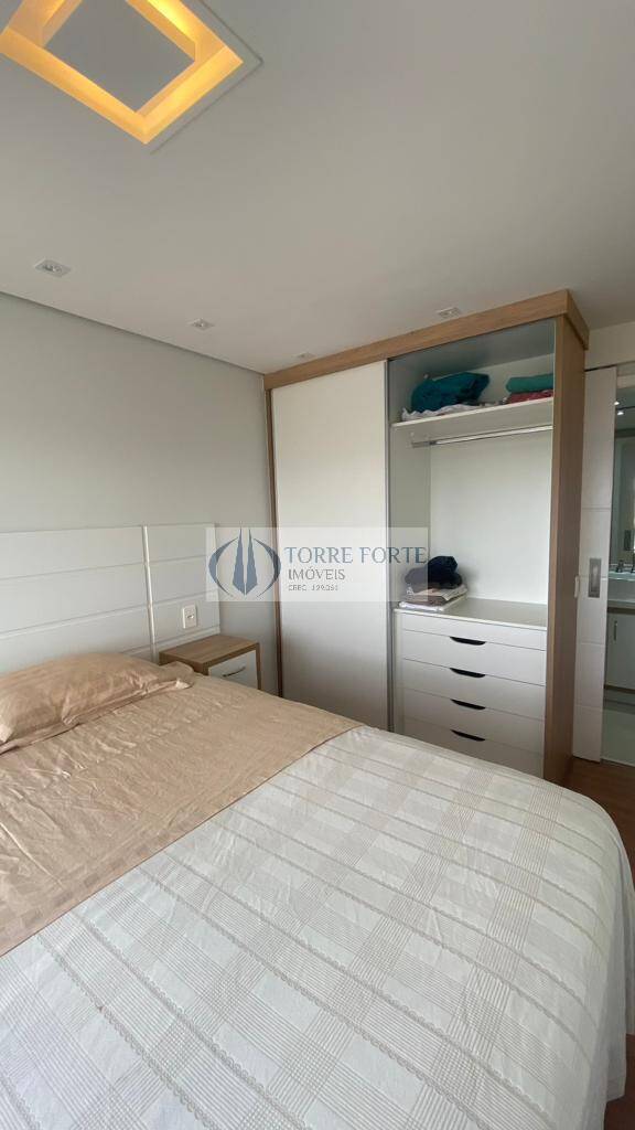 Apartamento à venda com 2 quartos, 68m² - Foto 7