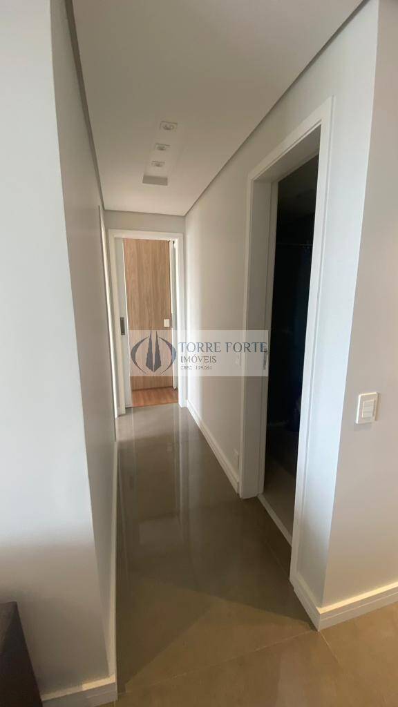 Apartamento à venda com 2 quartos, 68m² - Foto 13