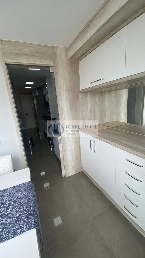 Apartamento à venda com 2 quartos, 68m² - Foto 15