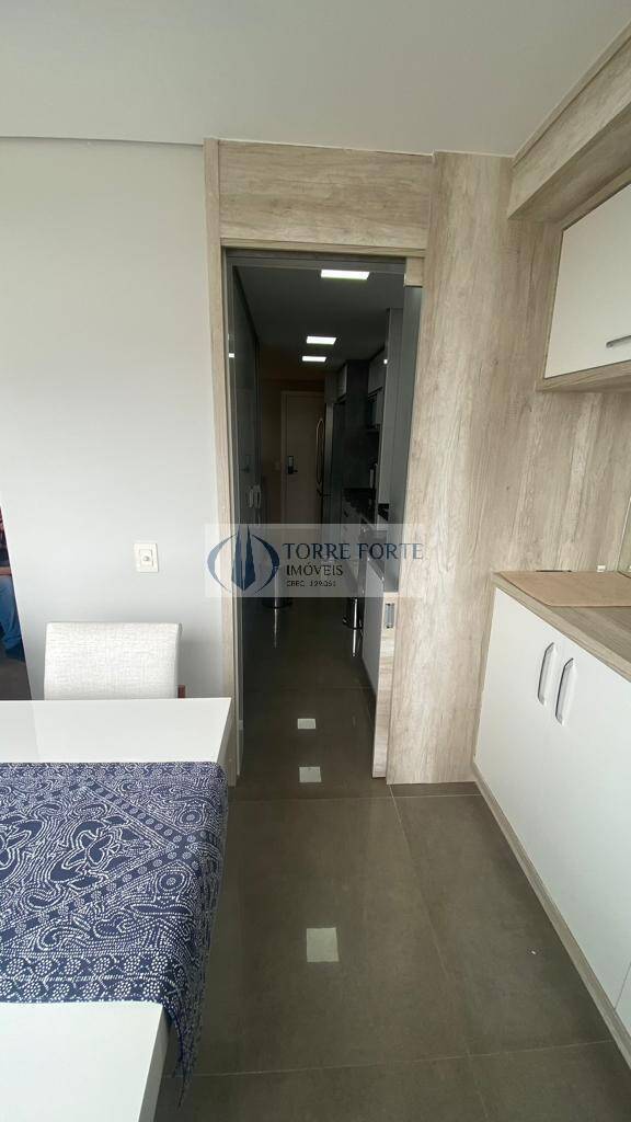 Apartamento à venda com 2 quartos, 68m² - Foto 17