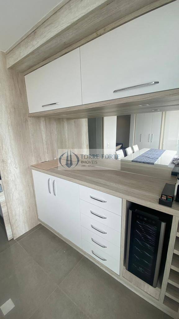 Apartamento à venda com 2 quartos, 68m² - Foto 16