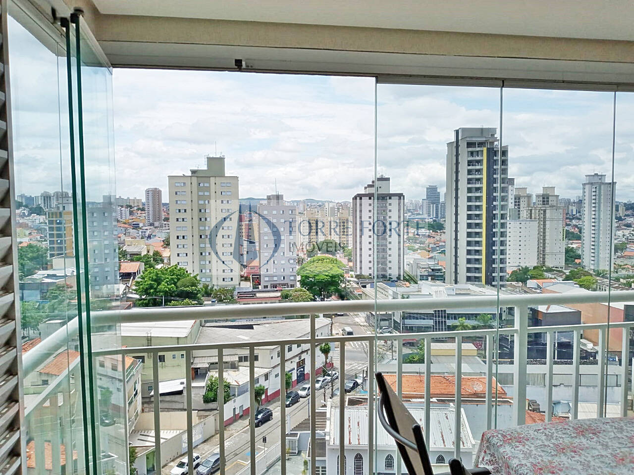 Apartamento à venda com 2 quartos, 75m² - Foto 17