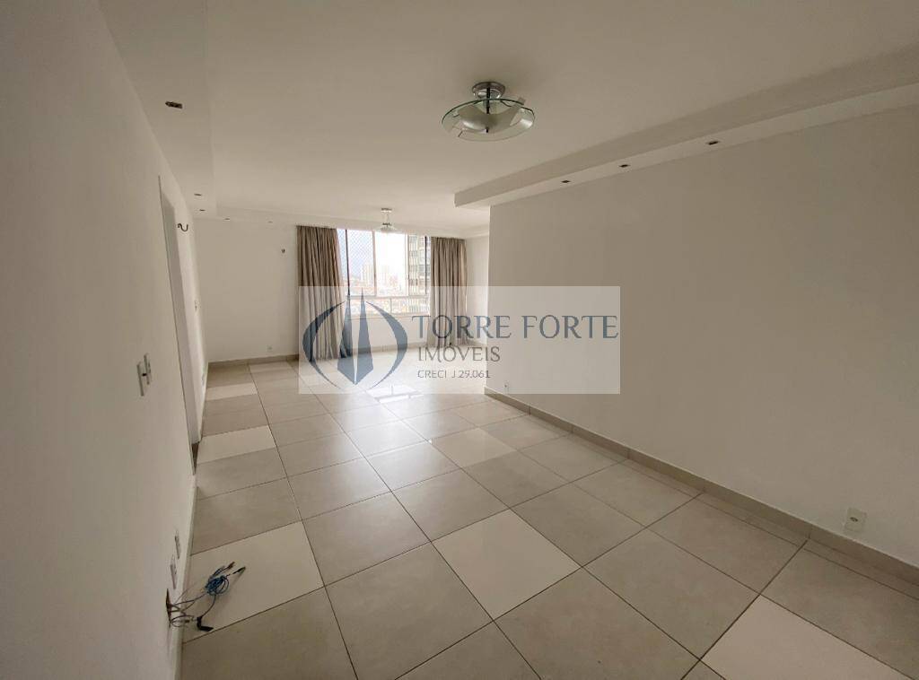 Apartamento à venda com 3 quartos, 133m² - Foto 9