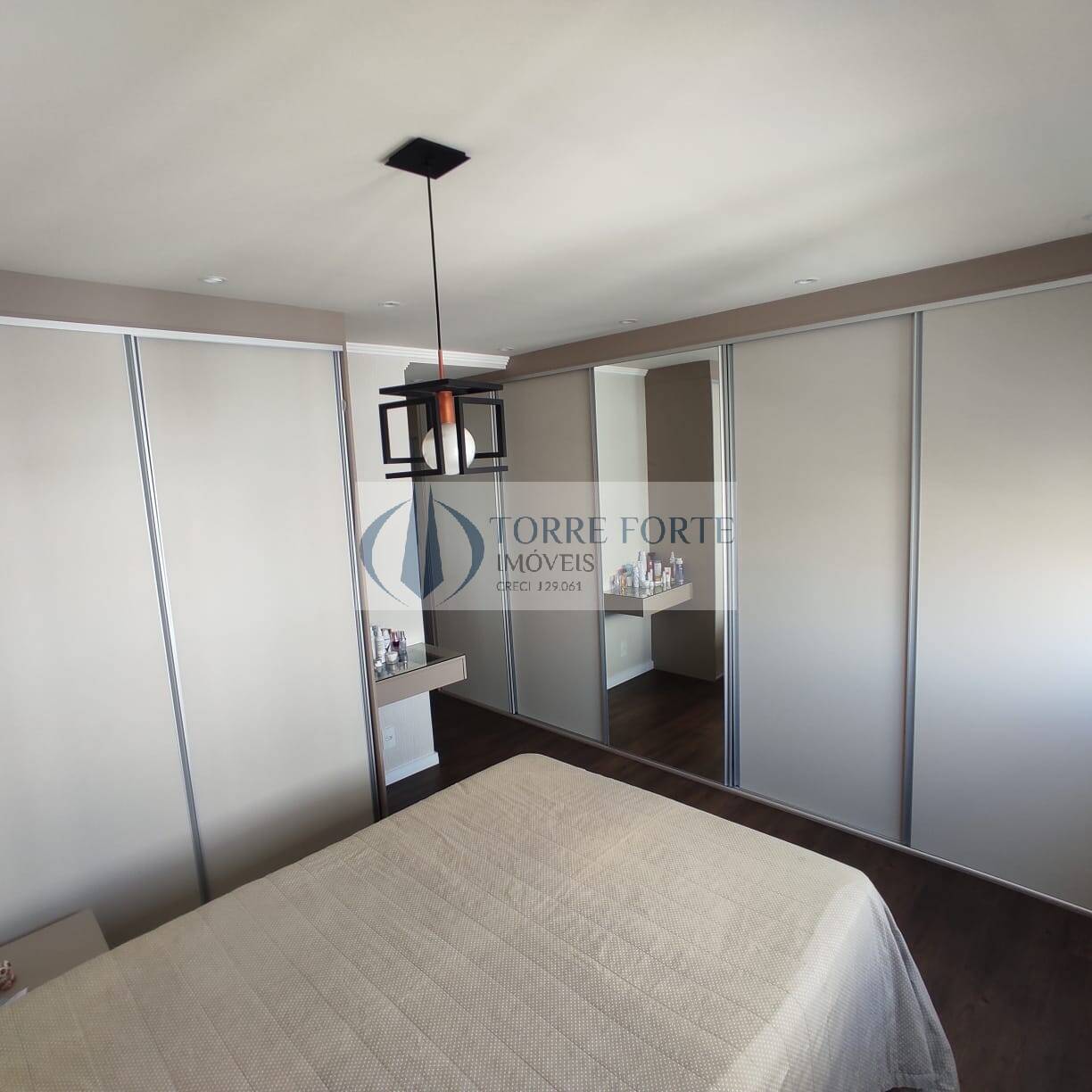 Apartamento à venda com 3 quartos, 117m² - Foto 10