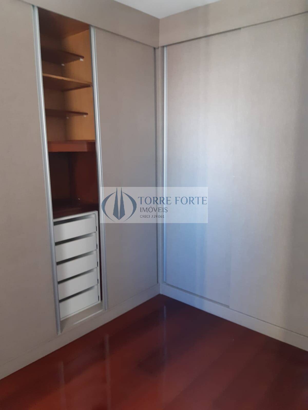 Apartamento à venda com 2 quartos, 69m² - Foto 6