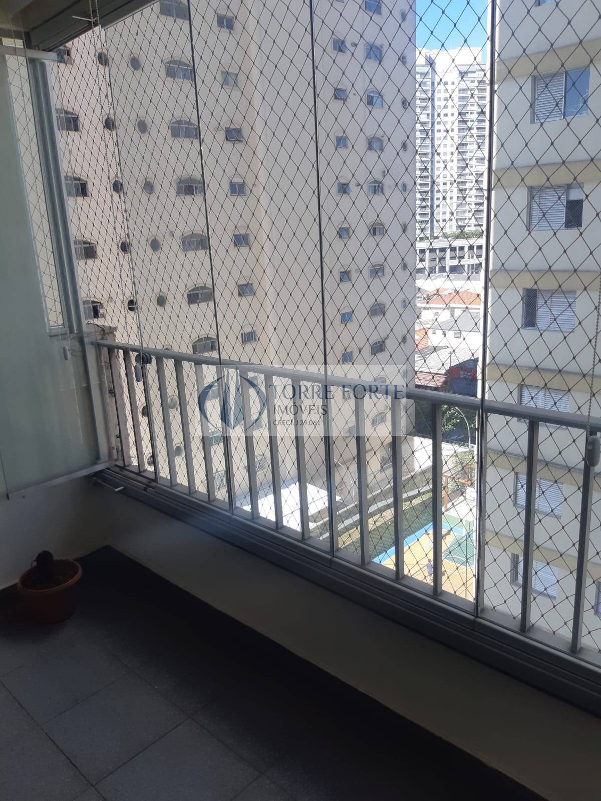 Apartamento à venda com 2 quartos, 69m² - Foto 10