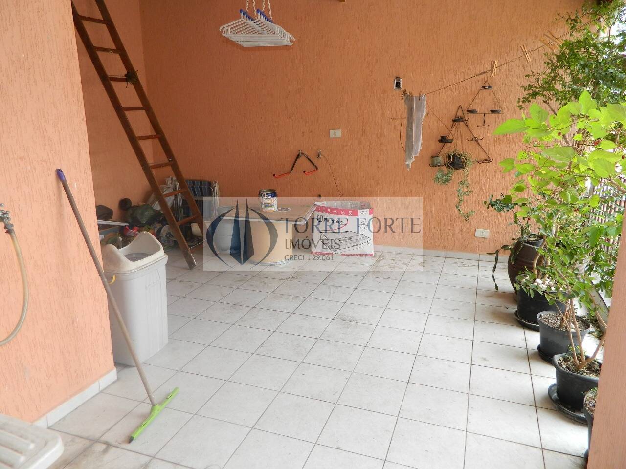 Casa à venda com 2 quartos, 160m² - Foto 12