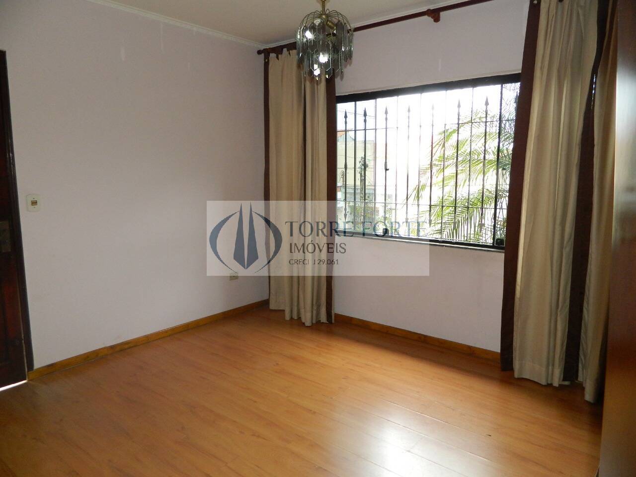 Casa à venda com 2 quartos, 160m² - Foto 25