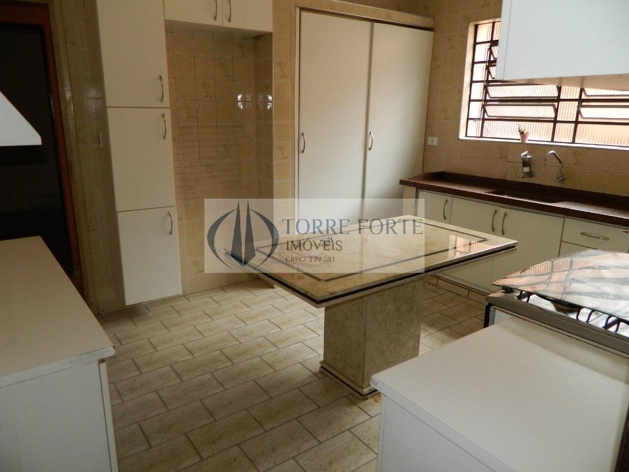 Casa à venda com 2 quartos, 160m² - Foto 44