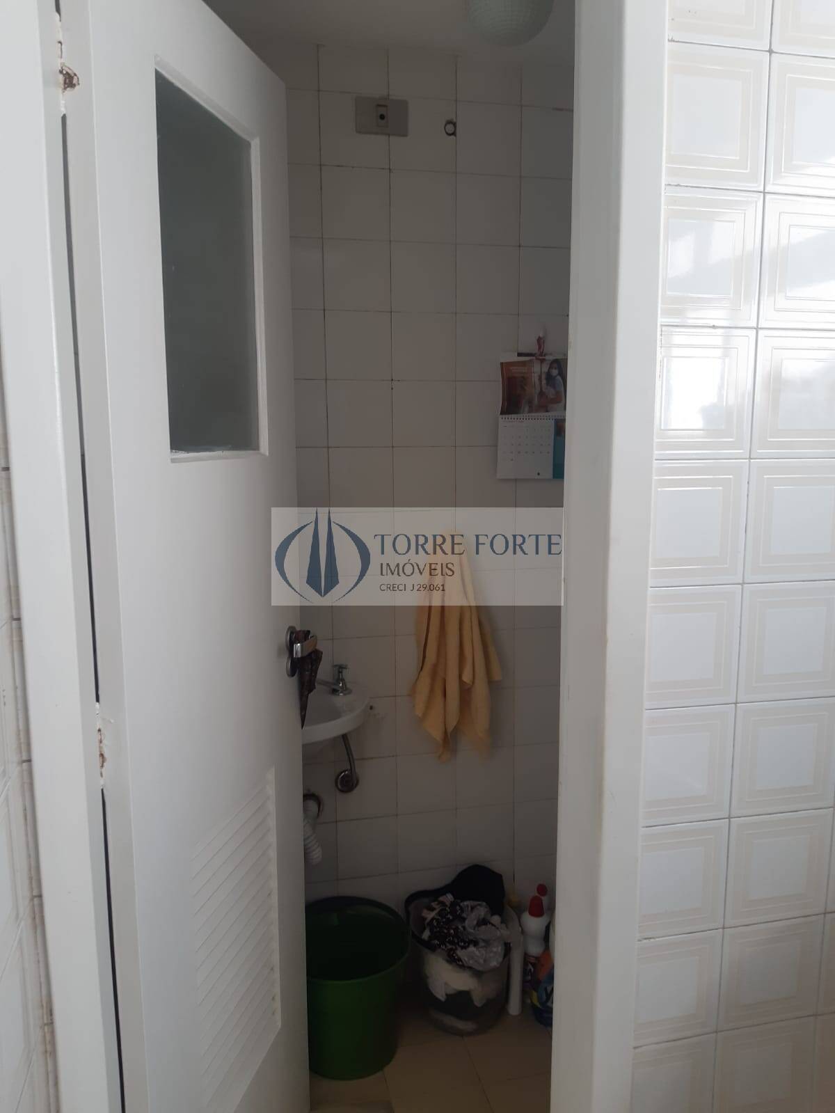 Apartamento à venda com 3 quartos, 104m² - Foto 3