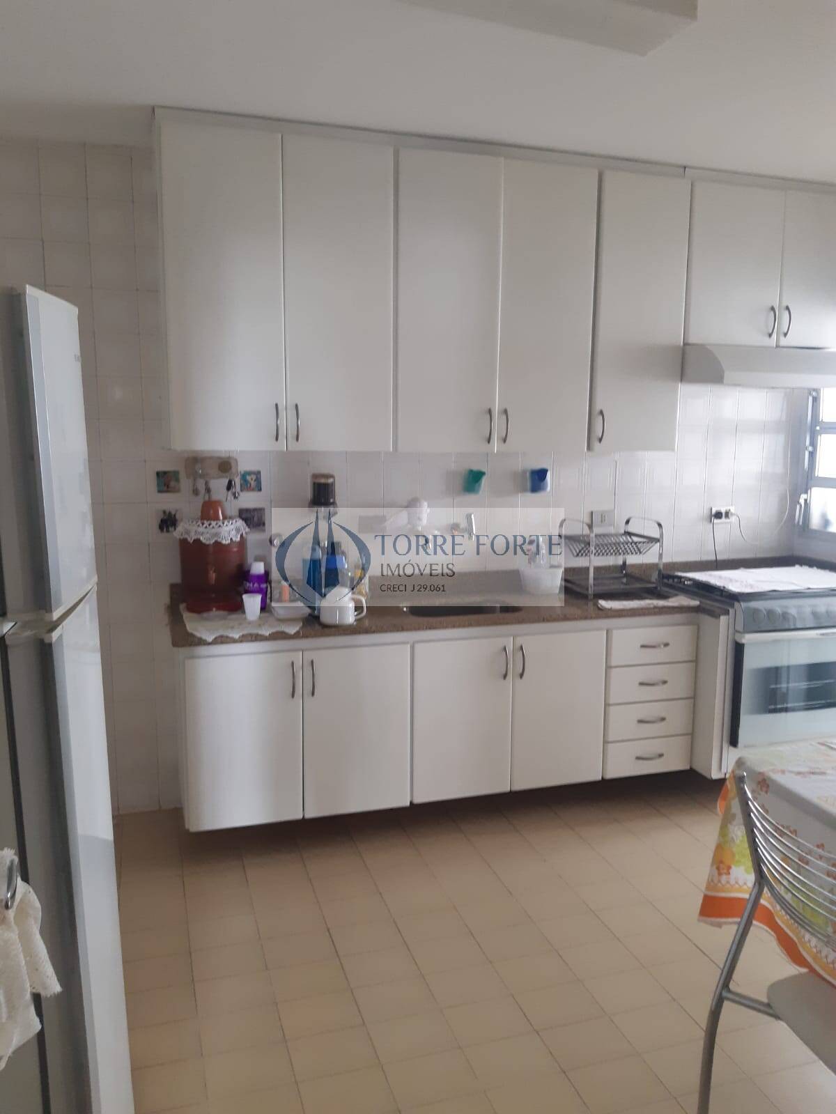 Apartamento à venda com 3 quartos, 104m² - Foto 6