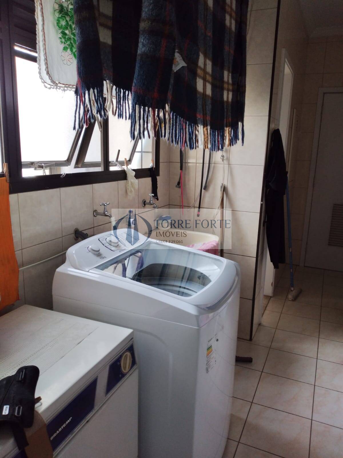 Apartamento à venda com 3 quartos, 147m² - Foto 12