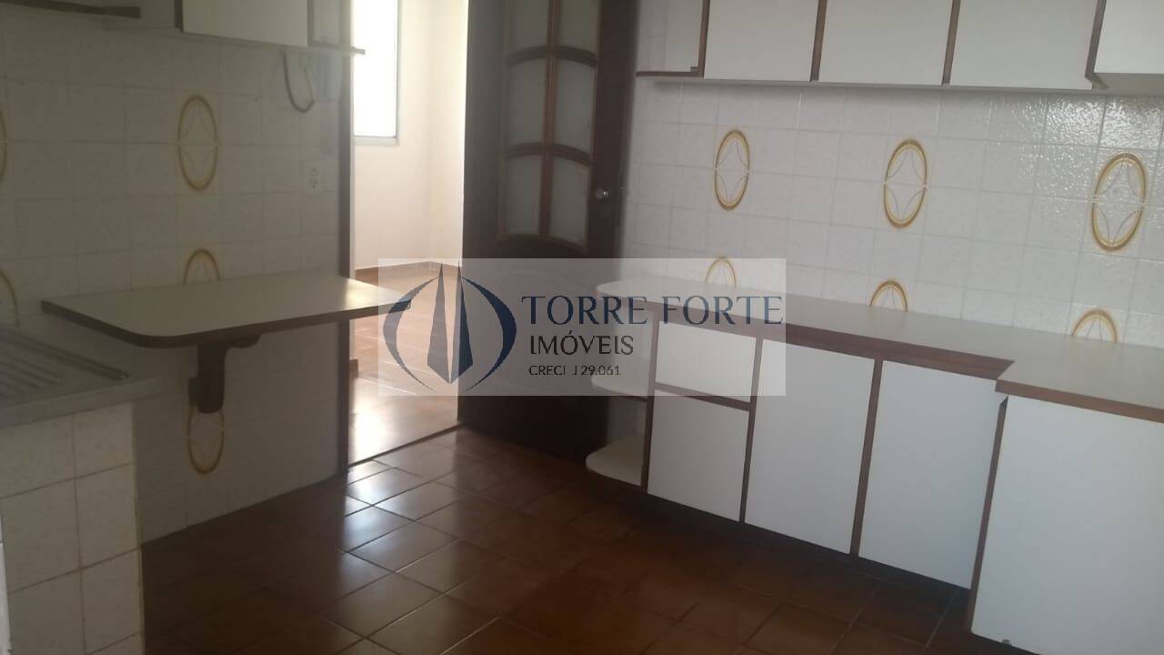 Apartamento à venda com 2 quartos, 62m² - Foto 8