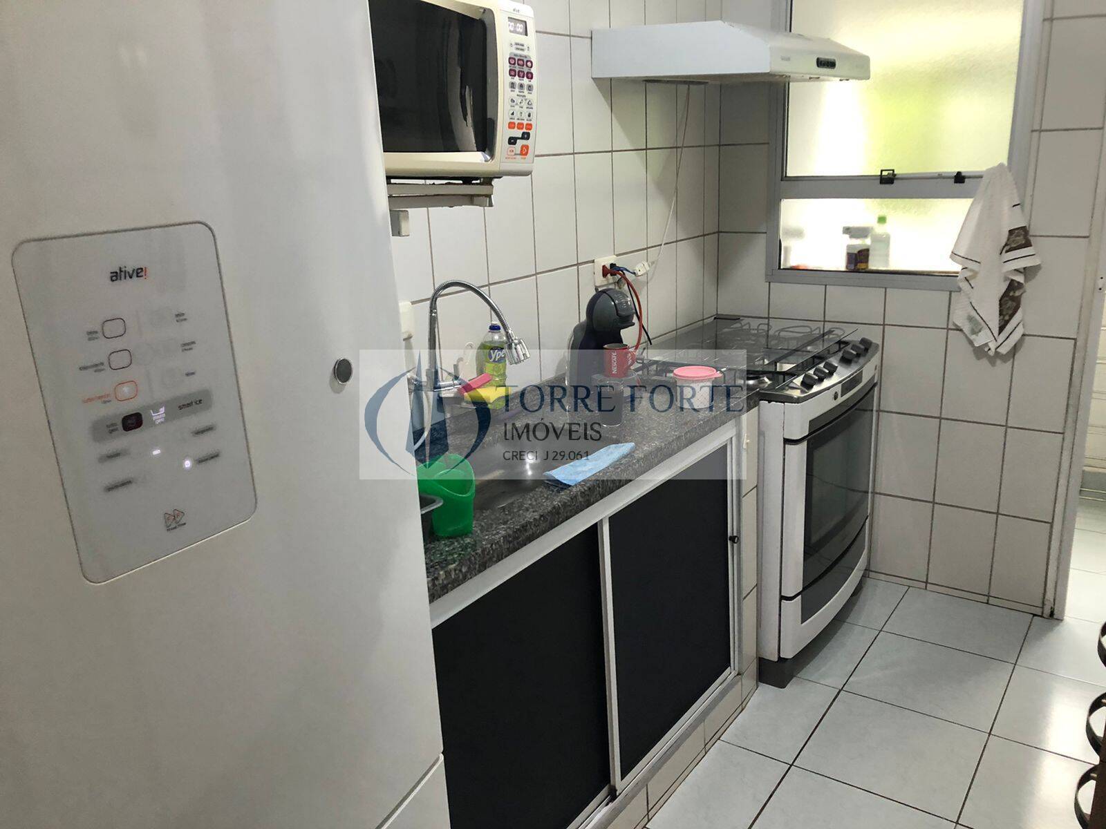 Apartamento à venda com 2 quartos, 50m² - Foto 4