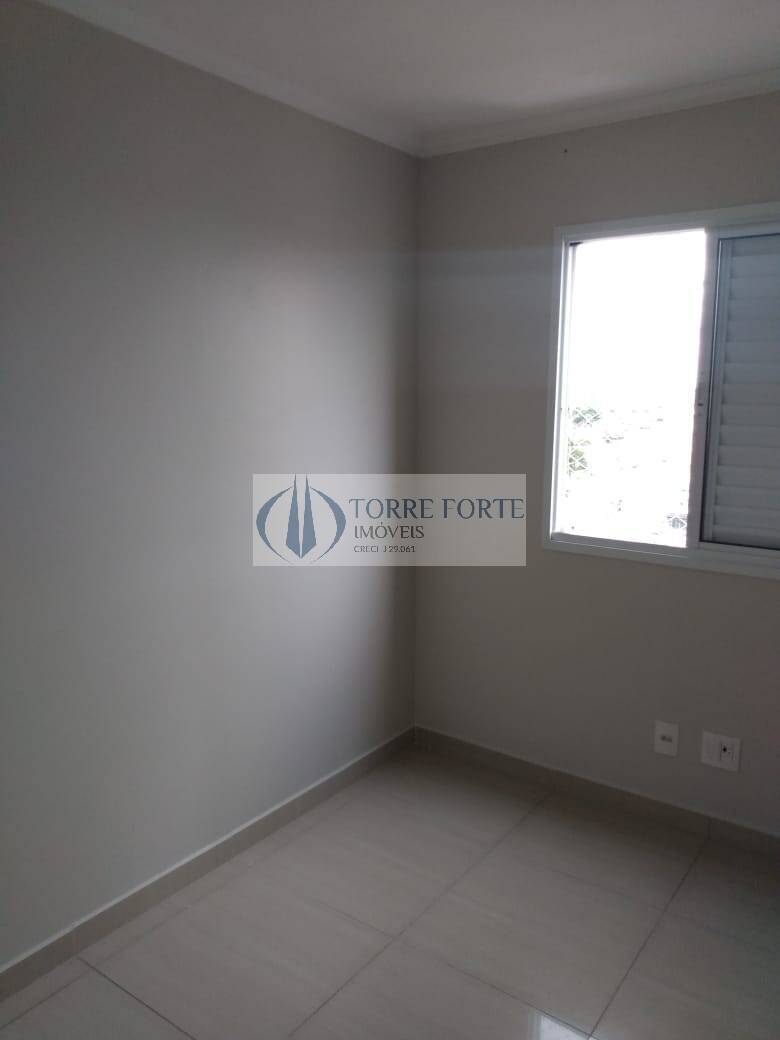 Apartamento à venda com 2 quartos, 60m² - Foto 12