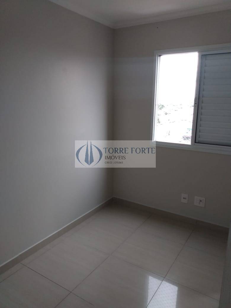 Apartamento à venda com 2 quartos, 60m² - Foto 22