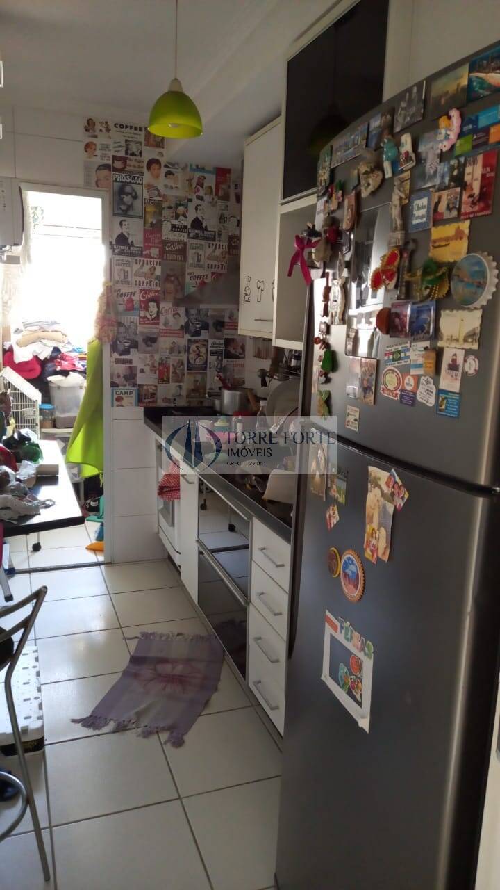 Apartamento à venda com 2 quartos, 60m² - Foto 26