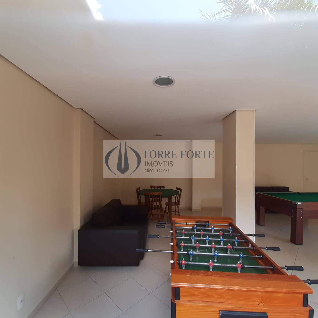 Apartamento à venda com 2 quartos, 60m² - Foto 27