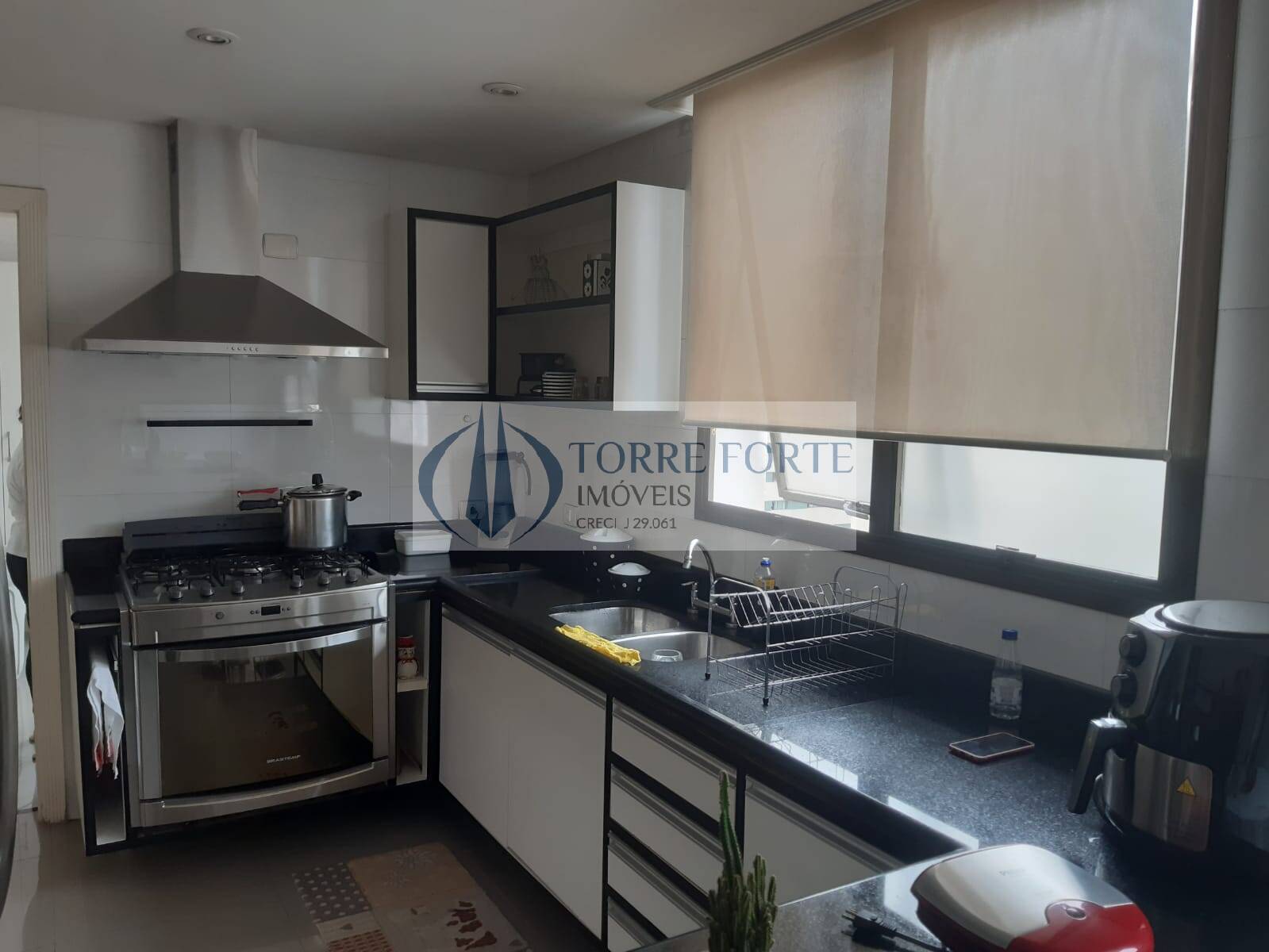 Apartamento à venda com 4 quartos, 183m² - Foto 16