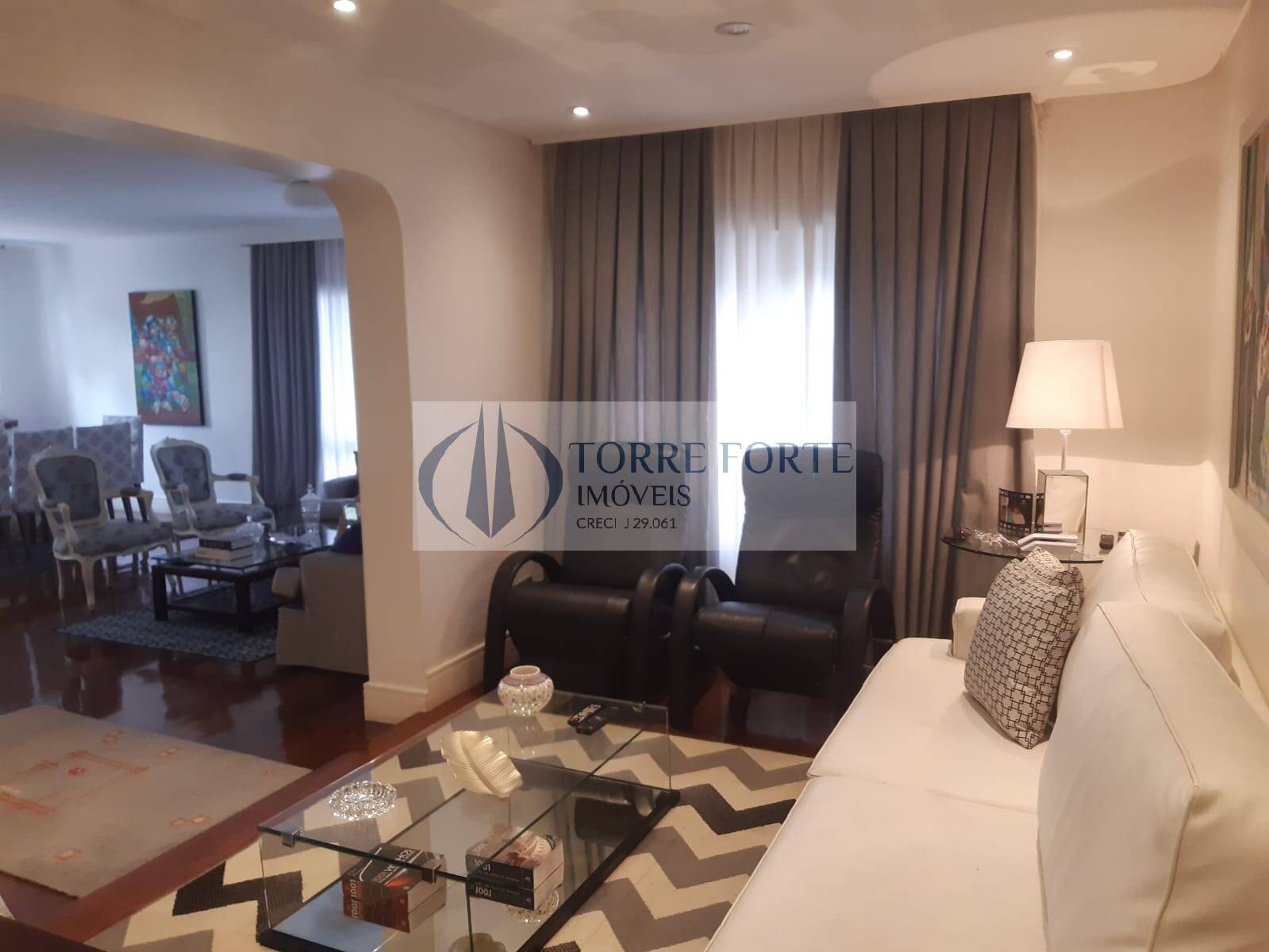 Apartamento à venda com 4 quartos, 183m² - Foto 10