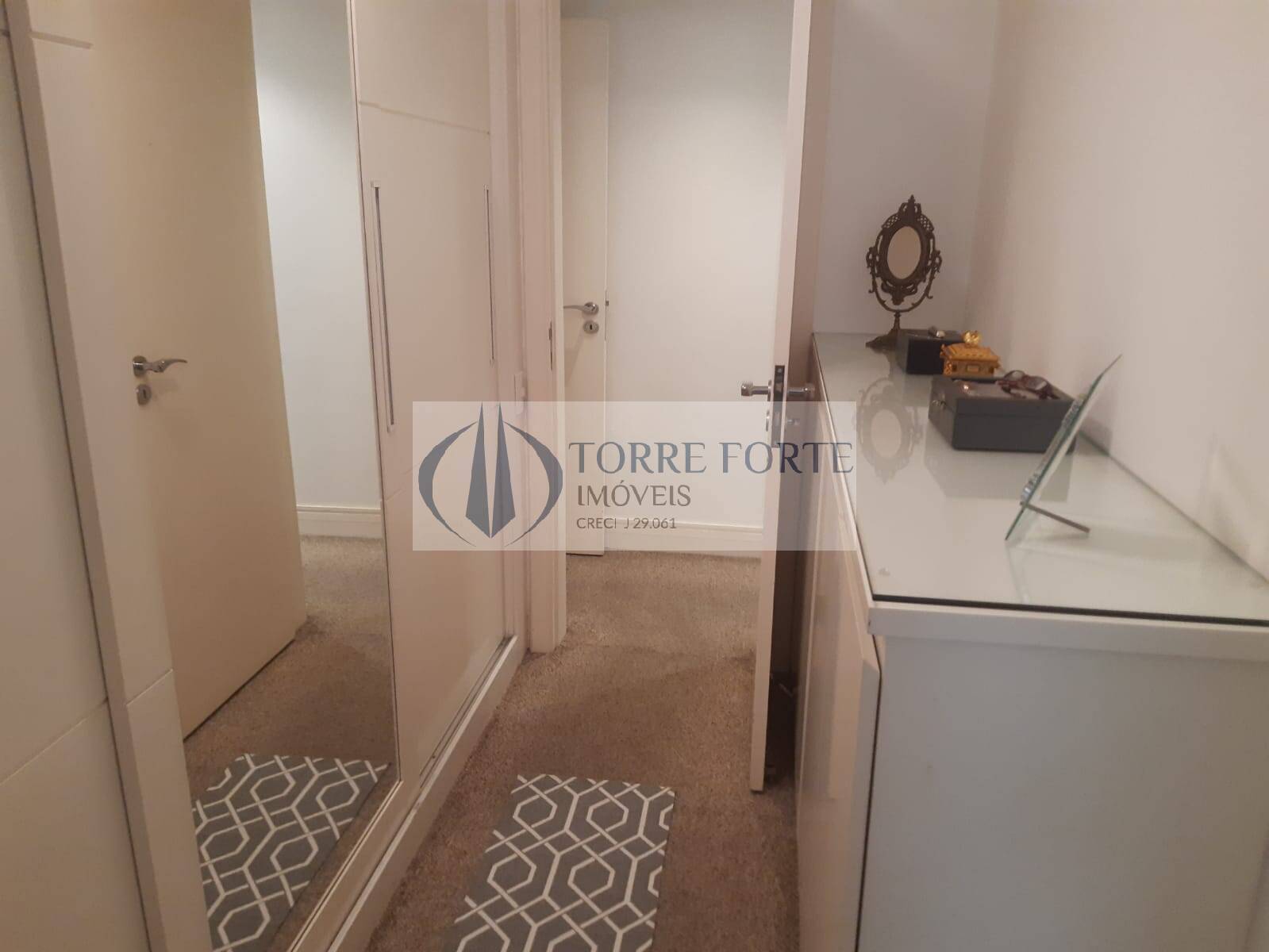 Apartamento à venda com 4 quartos, 183m² - Foto 29