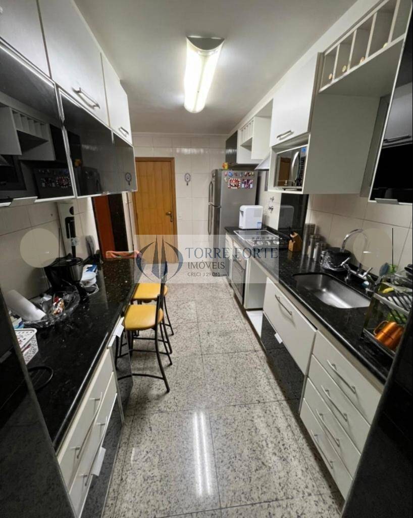 Apartamento à venda com 3 quartos, 124m² - Foto 4