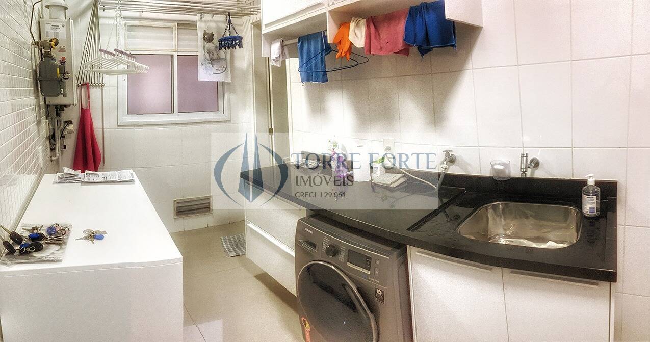 Apartamento à venda com 3 quartos, 236m² - Foto 16