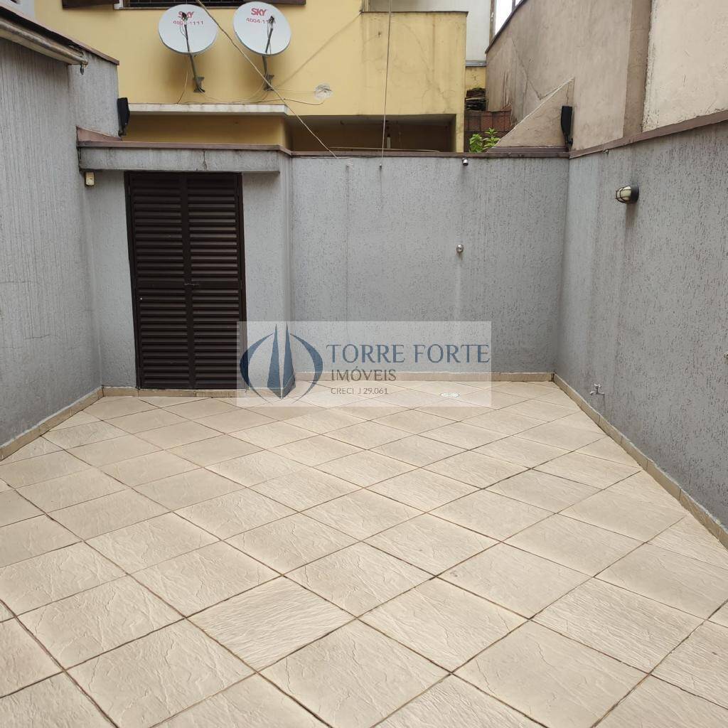 Sobrado à venda com 3 quartos, 262m² - Foto 30