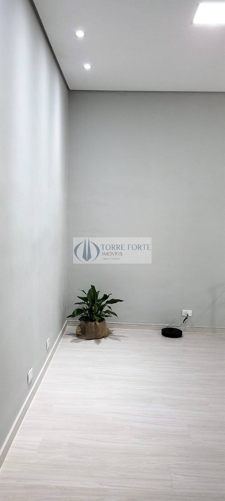 Apartamento à venda com 2 quartos, 41m² - Foto 17