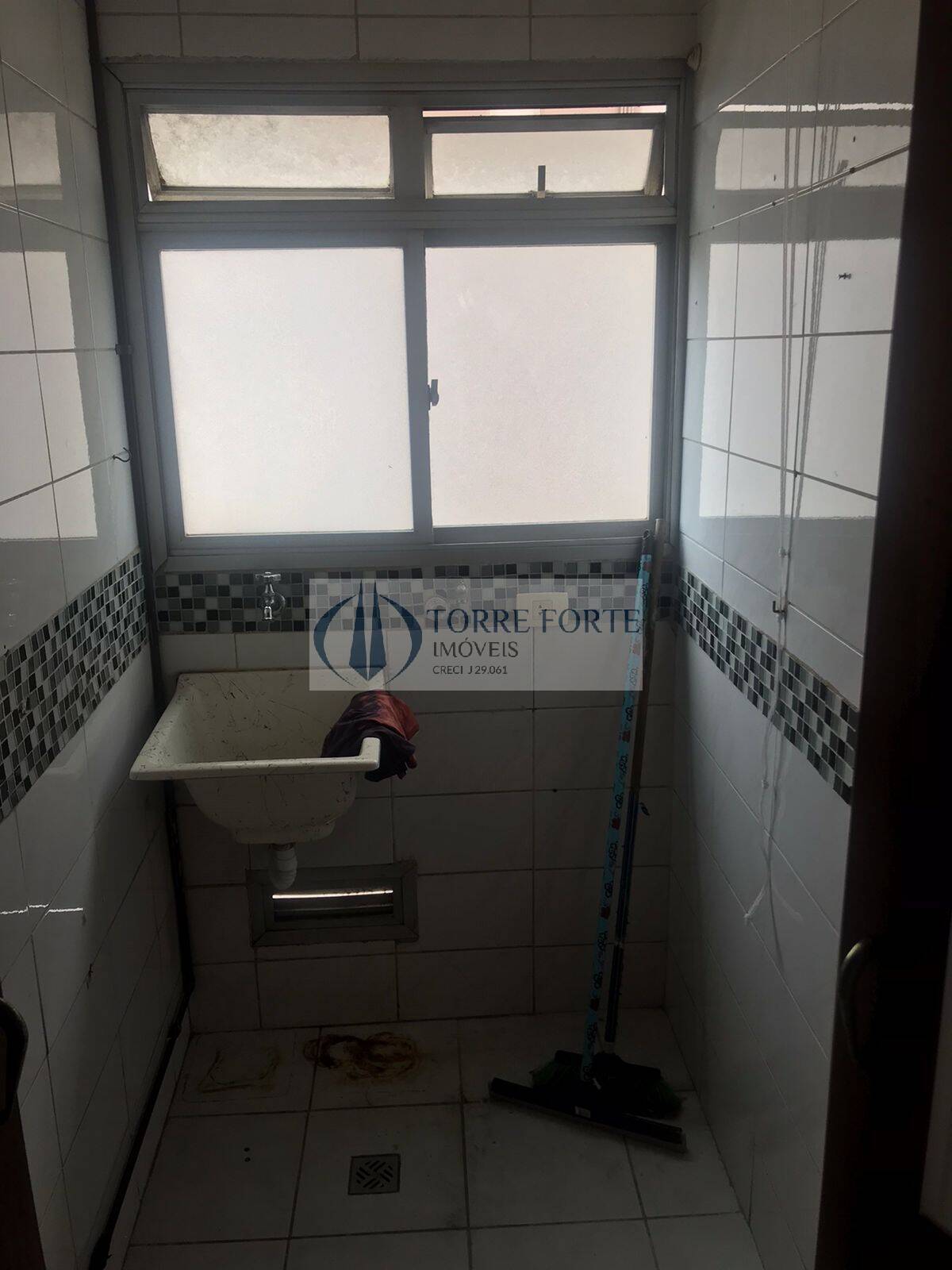 Apartamento à venda com 2 quartos, 50m² - Foto 18