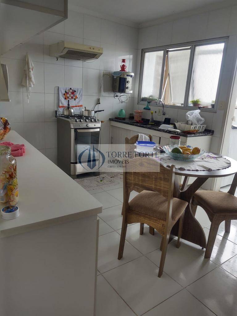 Apartamento à venda com 2 quartos, 70m² - Foto 1