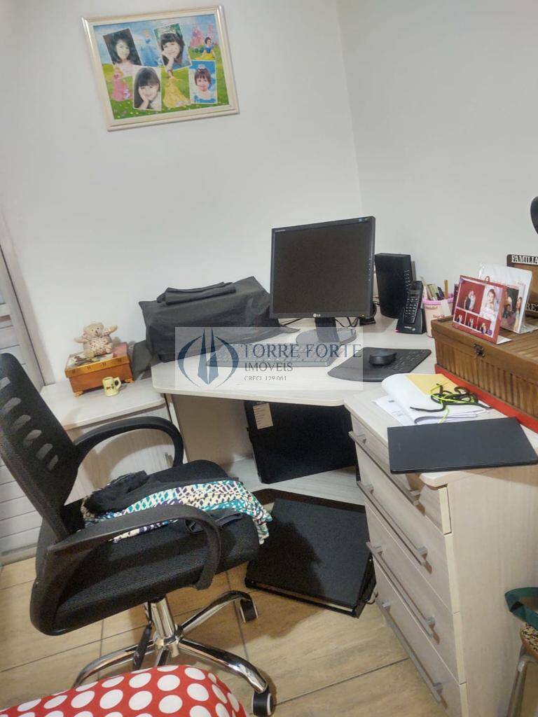 Apartamento à venda com 2 quartos, 70m² - Foto 15