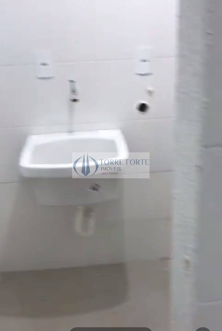 Apartamento à venda com 2 quartos, 40m² - Foto 12