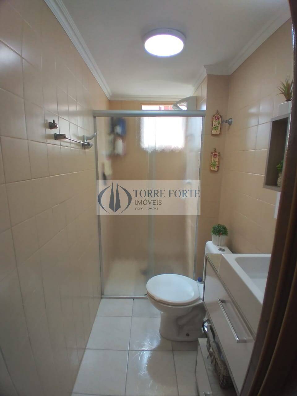 Apartamento à venda com 2 quartos, 55m² - Foto 2