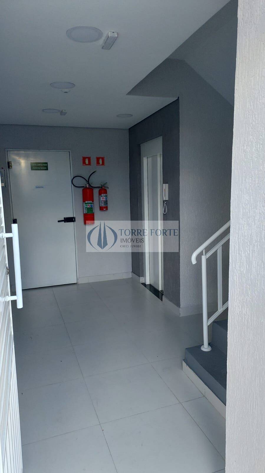 Apartamento à venda com 2 quartos, 48m² - Foto 2