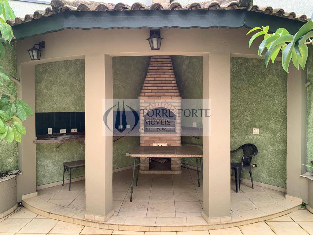 Casa à venda com 3 quartos, 250m² - Foto 13