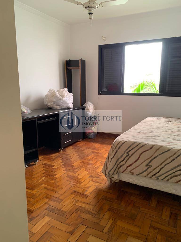 Casa à venda com 3 quartos, 250m² - Foto 28