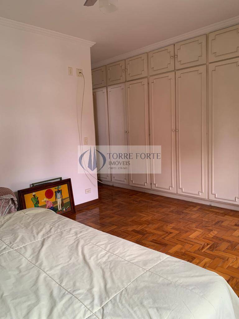 Casa à venda com 3 quartos, 250m² - Foto 32