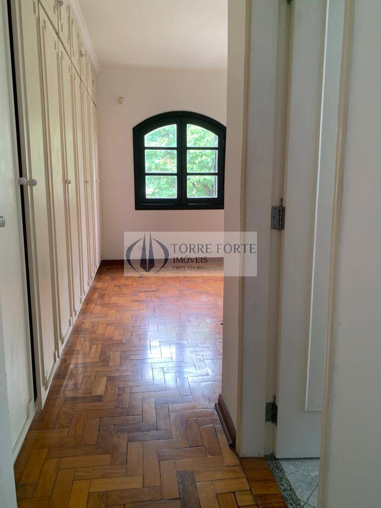 Casa à venda com 3 quartos, 250m² - Foto 30