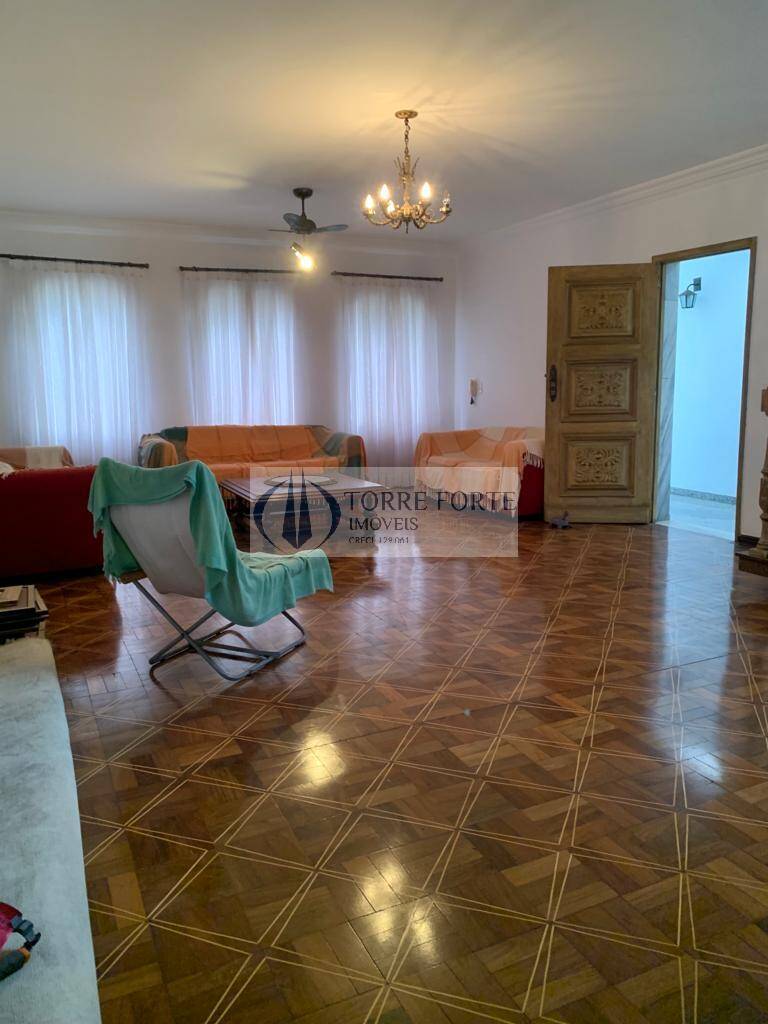 Casa à venda com 3 quartos, 250m² - Foto 42