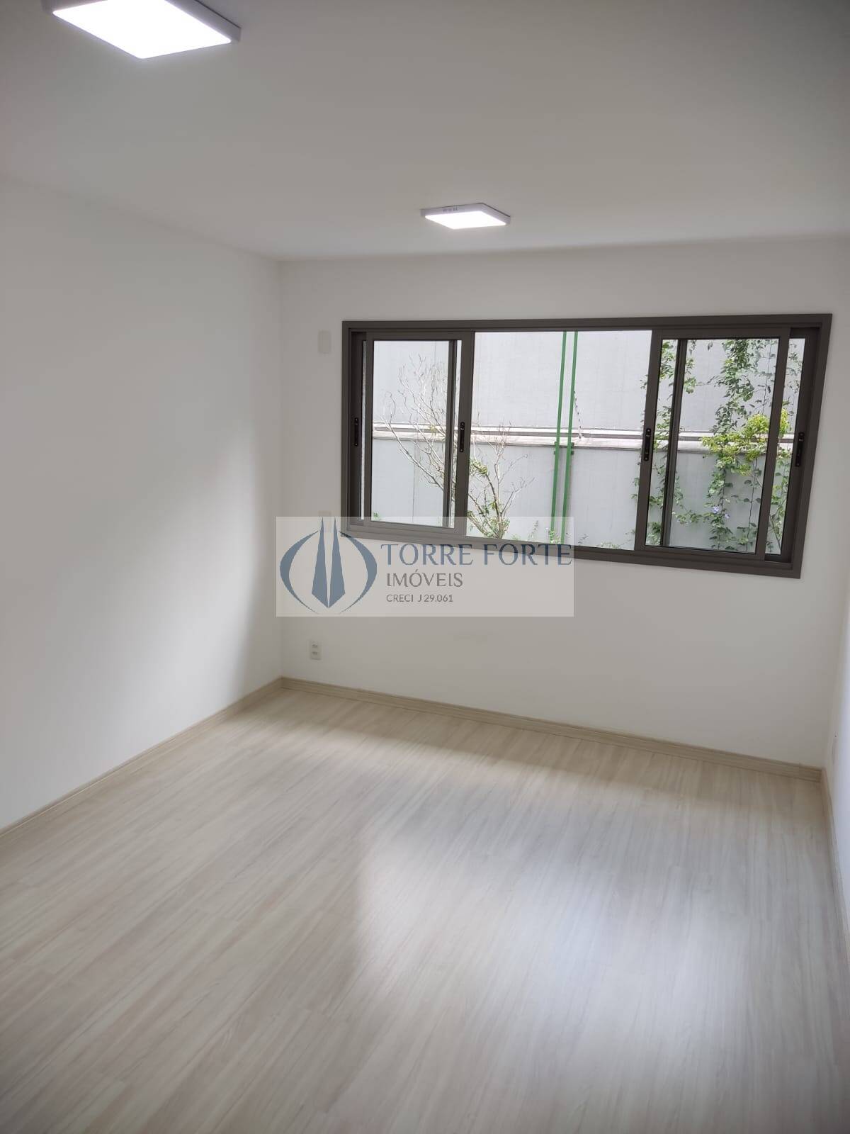 Apartamento à venda com 1 quarto, 42m² - Foto 6