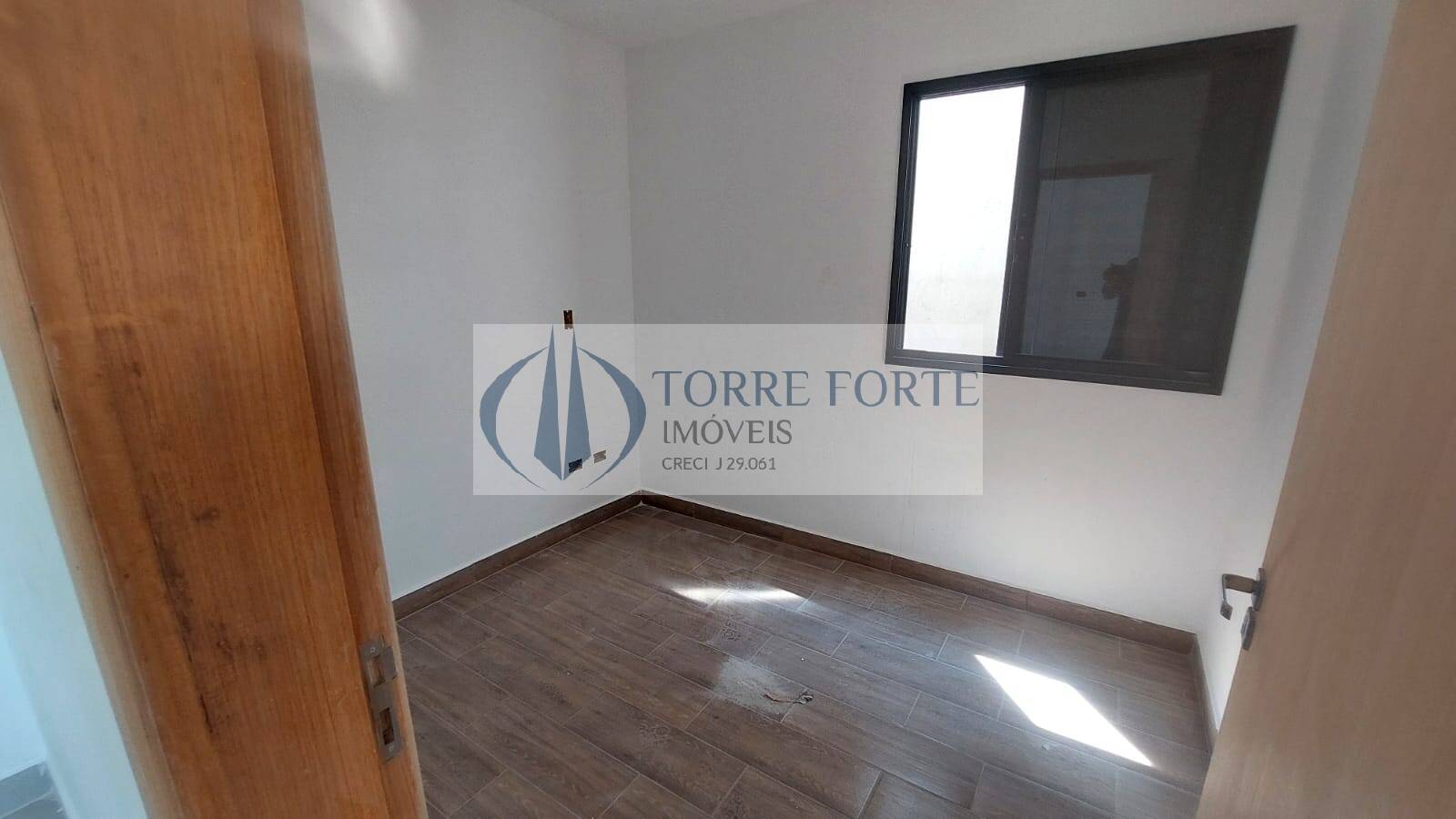 Apartamento à venda com 2 quartos, 34m² - Foto 4