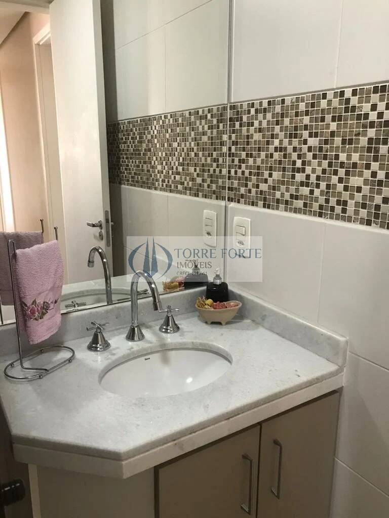 Apartamento à venda com 2 quartos, 64m² - Foto 18