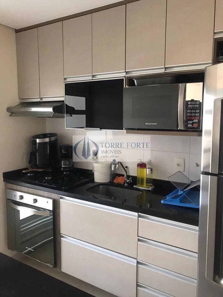 Apartamento à venda com 2 quartos, 64m² - Foto 9