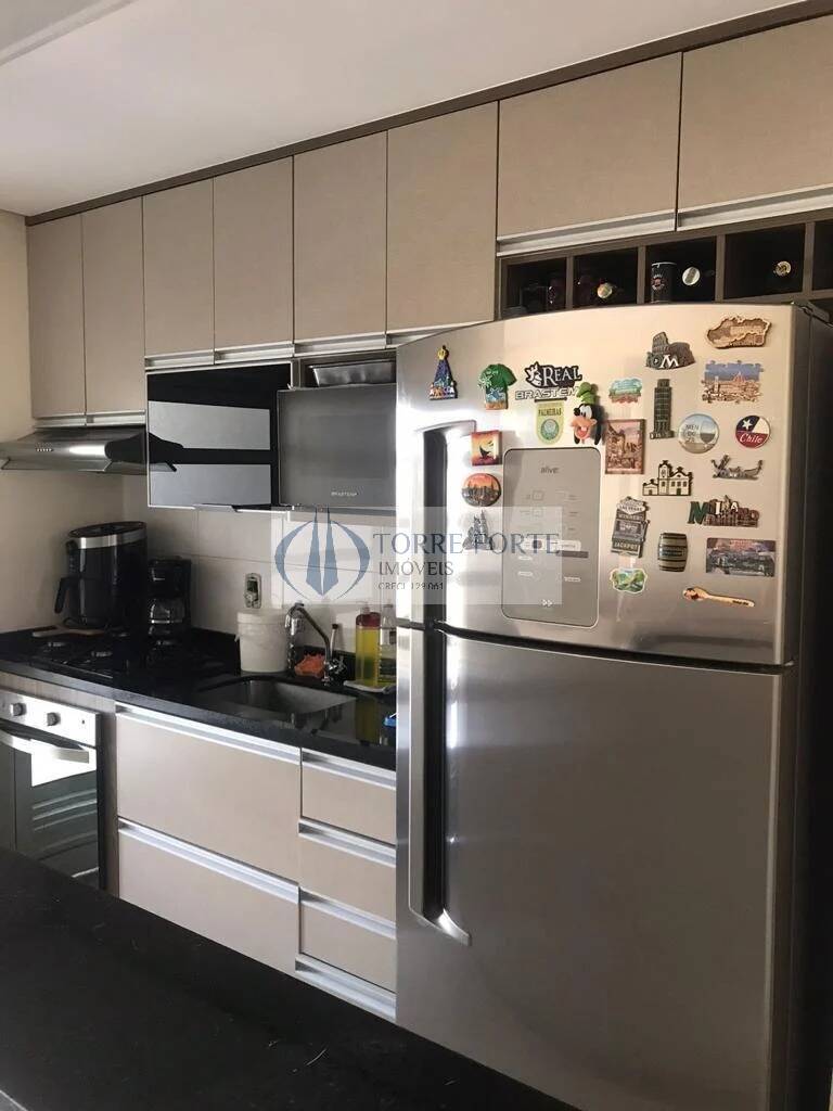 Apartamento à venda com 2 quartos, 64m² - Foto 10