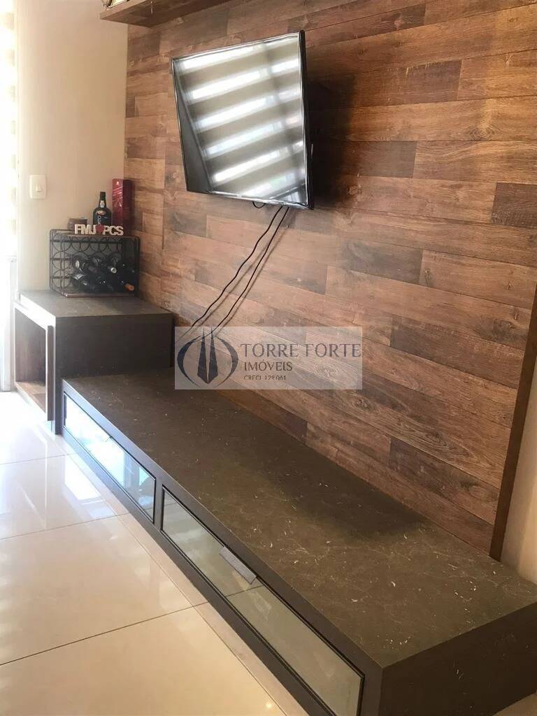 Apartamento à venda com 2 quartos, 64m² - Foto 3