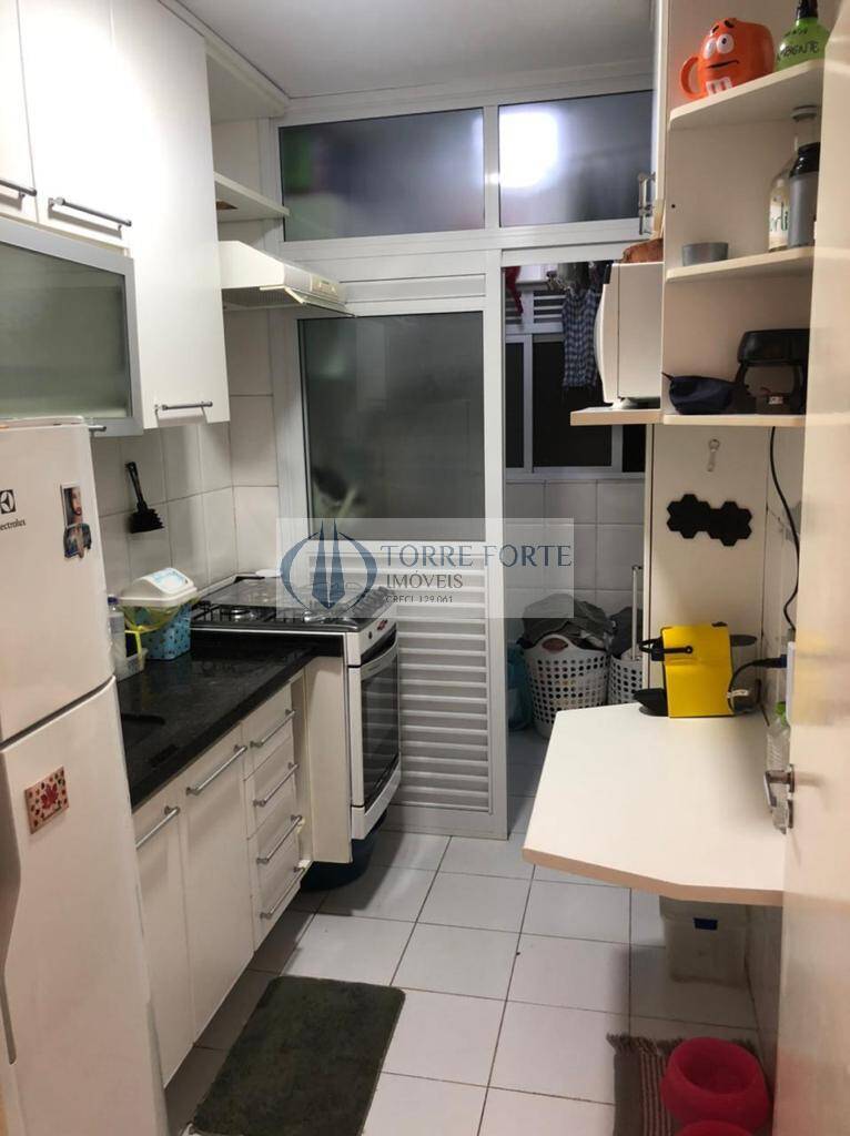 Apartamento à venda com 3 quartos, 61m² - Foto 21