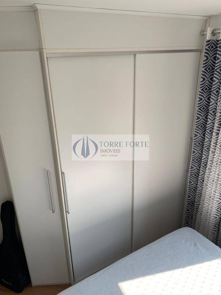 Apartamento à venda com 3 quartos, 61m² - Foto 22