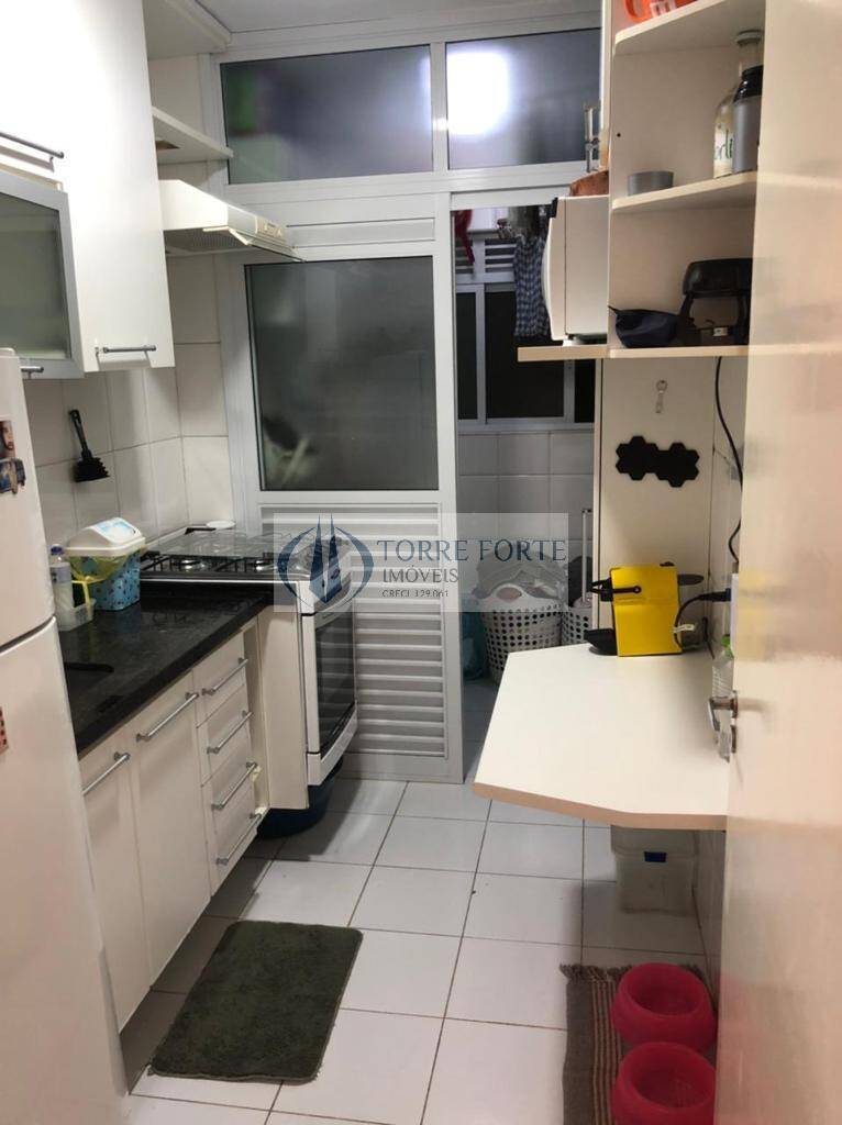 Apartamento à venda com 3 quartos, 61m² - Foto 17